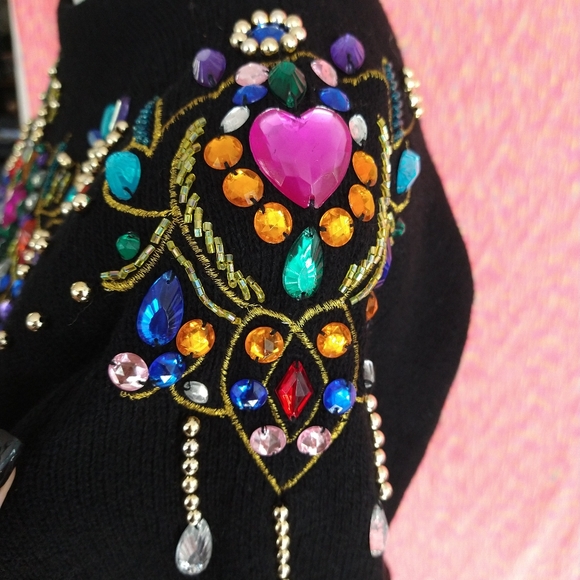 Beaded sweatshirt - Picture 3 of 5